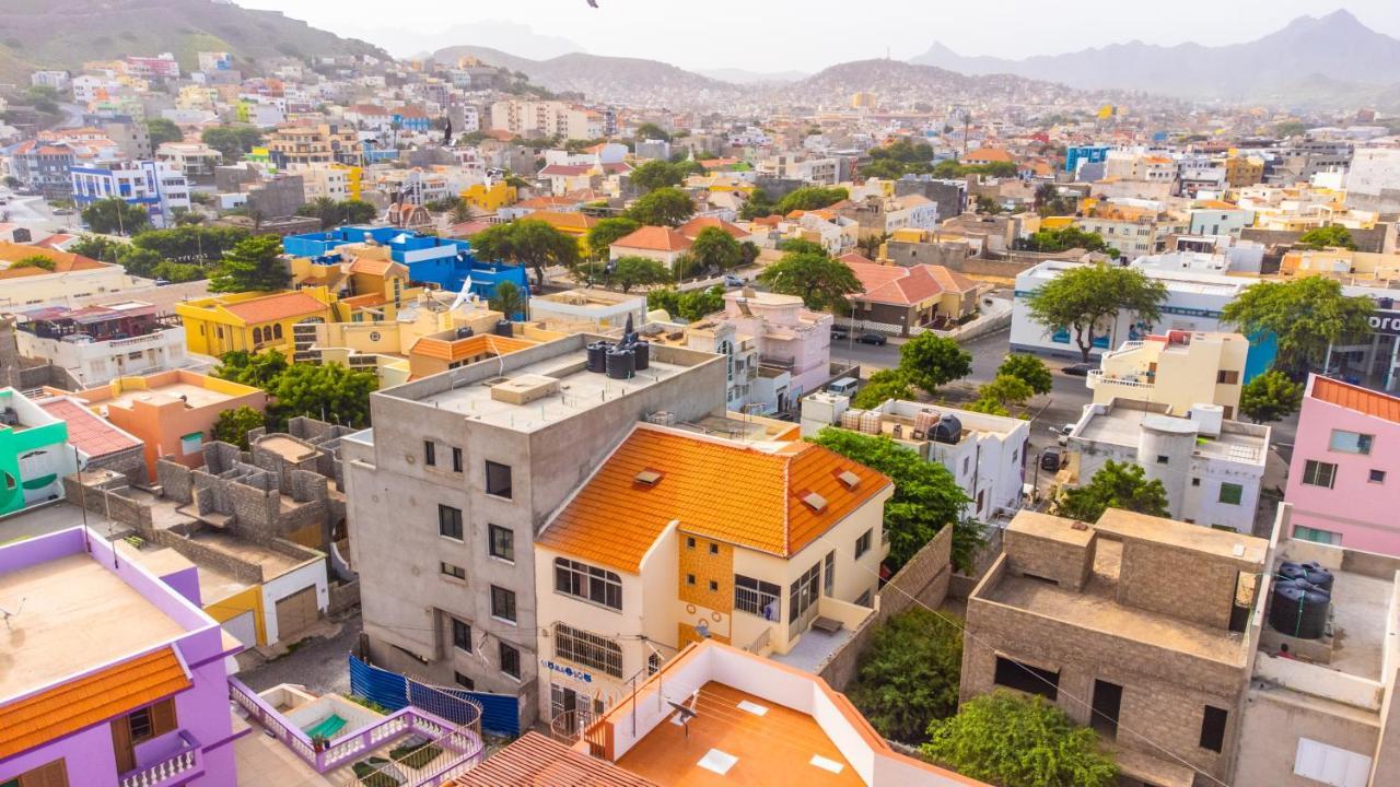Simabo'S Backpackers' Hostel มินเดโล ภายนอก รูปภาพ