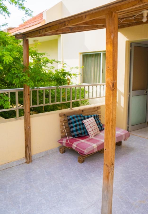 Simabo'S Backpackers' Hostel มินเดโล ภายนอก รูปภาพ
