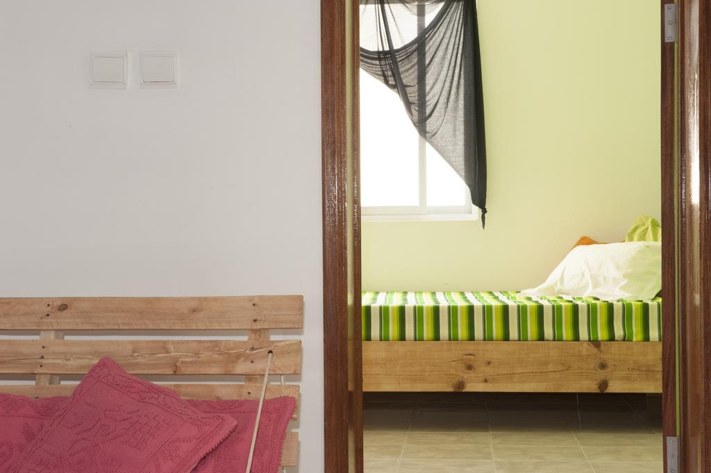 Simabo'S Backpackers' Hostel มินเดโล ภายนอก รูปภาพ